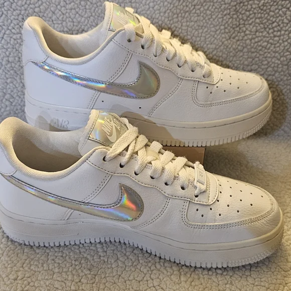 Nike Air Force 1 Low 07' Iridescent Swoosh White Men's Size 6 Sneakers - Picture 2 of 14